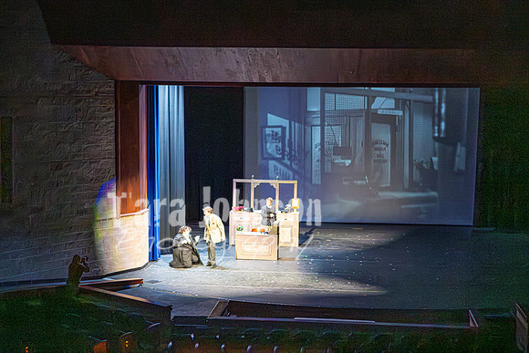 2025 LHS Theatre - IAWL - R3 (Soundbooth) - TJP (199 of 323)
