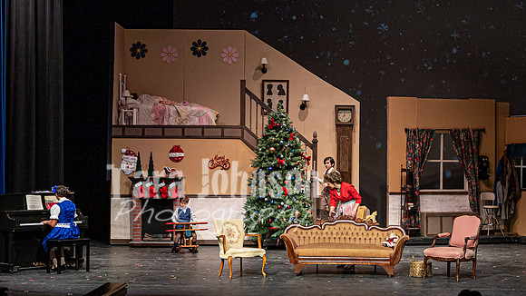 2025 LHS Theatre - IAWL - Senior Show (Wide Angle) - TJP (44 of 56)