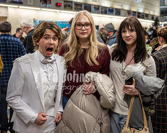 2025 LHS Theatre - IAWL - Celebration - TJP (5 of 14)