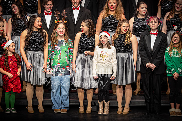 2025 MHS Vocals - Christmas Concert - TJP (59 of 413)