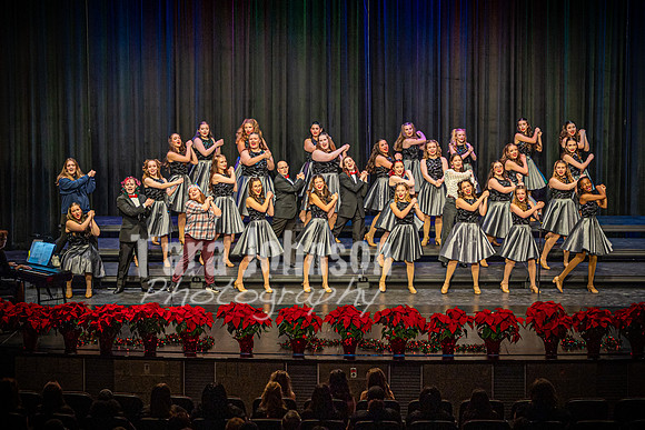 2025 MHS Vocals - Christmas Concert - TJP (207 of 413)