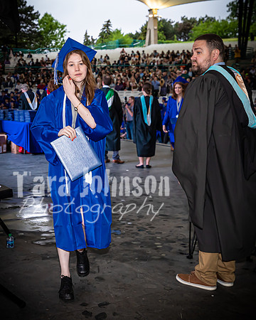 22 IA Grad - Angle #4 Celebration Walk - TJP (92 of 345)