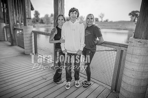 Corbin Gibson Family - BW - TJP (1 of 6)