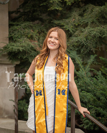 Grad_Photos_Hailey_N_F25 (59 of 76)