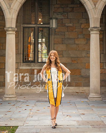 Grad_Photos_Hailey_N_F25 (33 of 76)