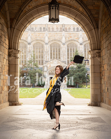 Grad_Photos_Hailey_N_F25 (11 of 76)