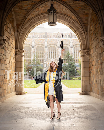 Grad_Photos_Hailey_N_F25 (7 of 76)