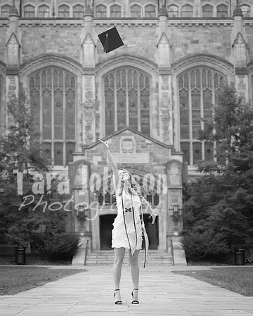 Grad_Photos_Hailey_N_F25_BW (47 of 76)