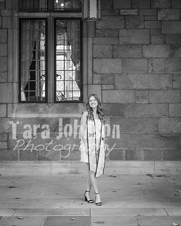 Grad_Photos_Hailey_N_F25_BW (32 of 76)