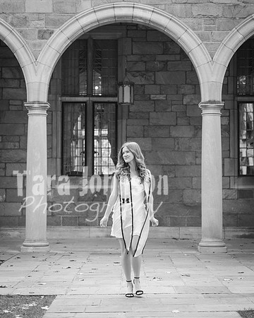 Grad_Photos_Hailey_N_F25_BW (34 of 76)