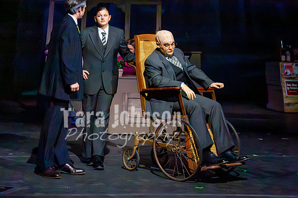 2025 LHS Theatre - IAWL - Monday (On Stage) - TJP (75 of 1042)