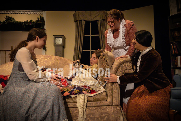 2022 LHS Theatre - LW - Cats -Rehearsal - TJP (39 of 58)