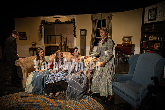2022 LHS Theatre - LW - Rehearsal 1 - Act 2 - TJP (68 of 589)