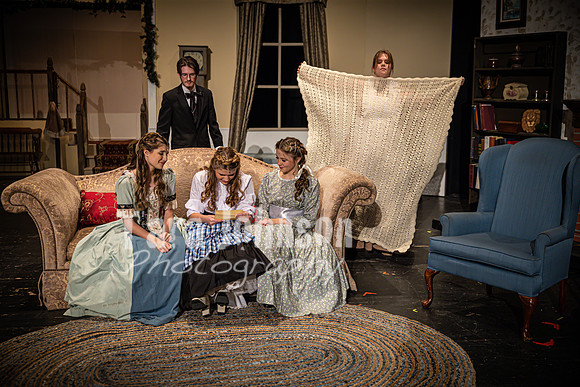 2022 LHS Theatre - LW - Rehearsal 1 - Act 2 - TJP (72 of 589)