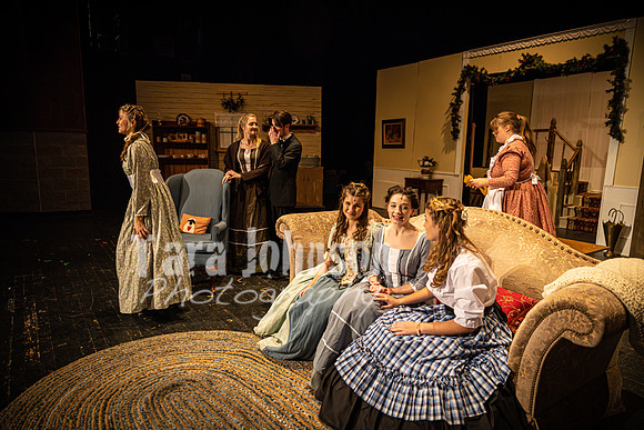 2022 LHS Theatre - LW - Rehearsal 1 - Act 2 - TJP (82 of 589)