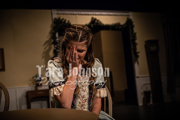 2022 LHS Theatre - LW - Rehearsal 1 - Act 2 - TJP (104 of 589)