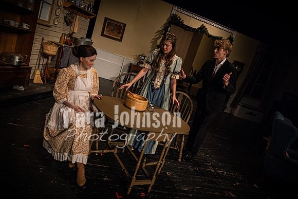 2022 LHS Theatre - LW - Rehearsal 1 - Act 2 - TJP (110 of 589)