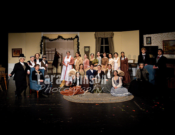 2022 LHS Theatre - LW - Cast & Crew - TJP (2 of 11)