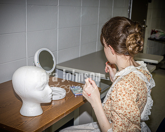 2022 LHS Theatre - LW - Behind the Scenes - TJP (35 of 49)