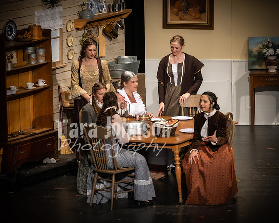 2022 LHS Theatre - LW - Senior Show - TJP (71 of 144)