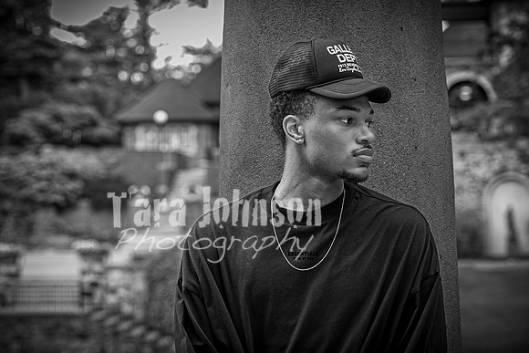 Gerrard McCoy @ Cranbrook Gardens - BW - TJP (10 of 127)