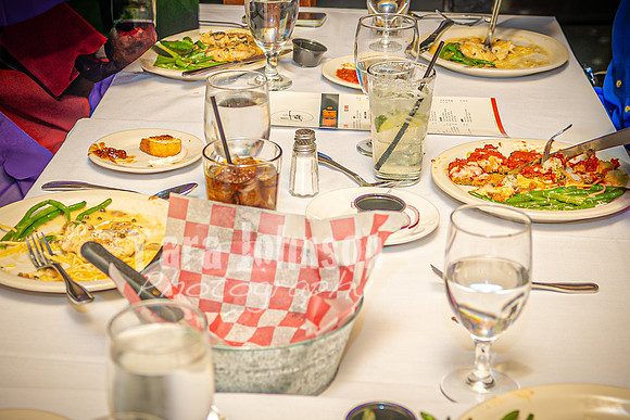 Coratti's on Main - TJP (7 of 9)