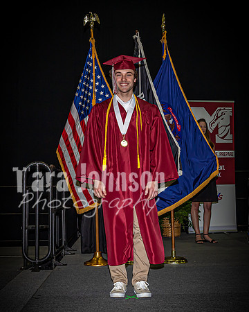 22 MHS Grad - Angle #2 Flags - TJP (246 of 297)