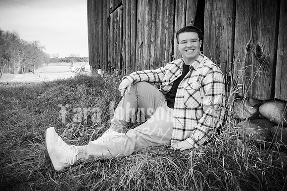 Ben Sanko - with Glasses - BW - TJP (12 of 40)