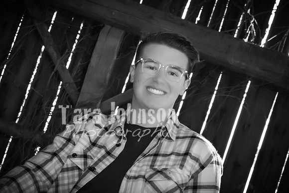 Ben Sanko - with Glasses - BW - TJP (17 of 40)