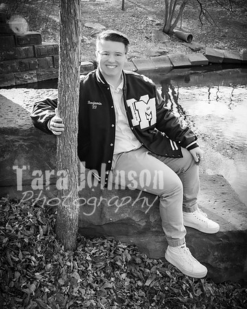 Ben Sanko - with Glasses - BW - TJP (18 of 40)