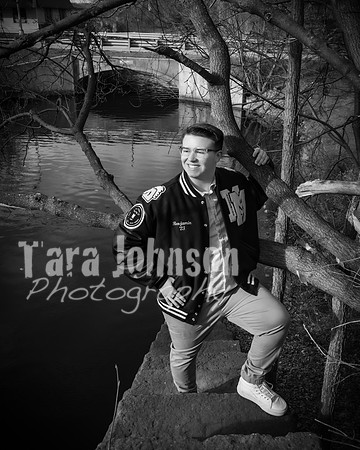 Ben Sanko - with Glasses - BW - TJP (19 of 40)