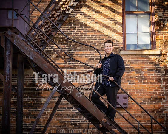Ben Sanko - without Glasses - Color - TJP (25 of 30)