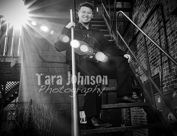Ben Sanko - with Glasses - BW - TJP (37 of 40)