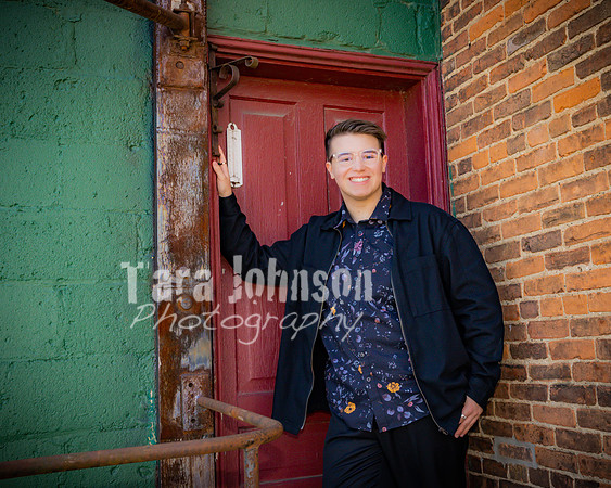 Ben Sanko - with Glasses - Color - TJP (39 of 40)