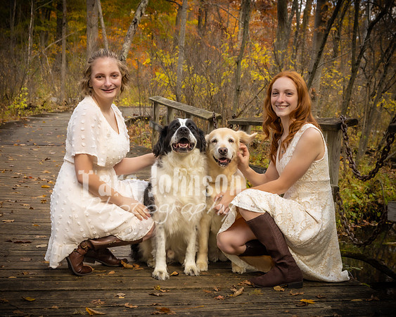 Schultz Twins & Dogs - TJP (5 of 30)