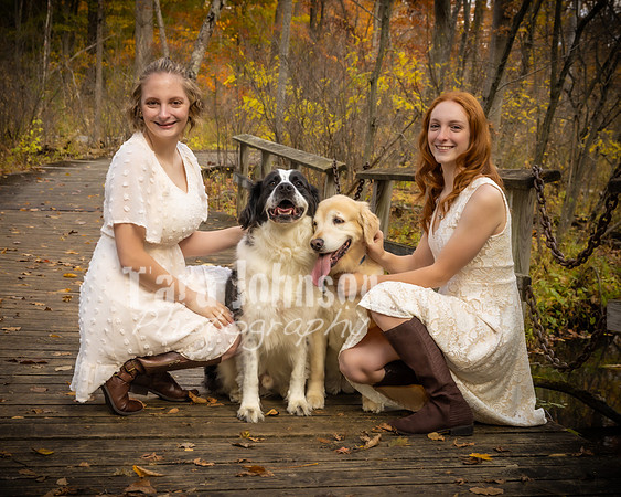 Schultz Twins & Dogs - TJP (4 of 30)