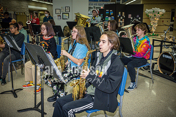2022 LHS Instrumental - Holiday Staff - TJP (8 of 54)