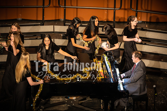 2022 LHS Vocal - Holiday Concert - TJP (124 of 354)
