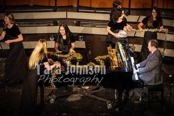 2022 LHS Vocal - Holiday Concert - TJP (125 of 354)