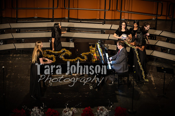 2022 LHS Vocal - Holiday Concert - TJP (126 of 354)