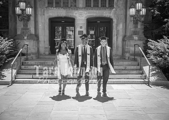 24 A. G. & S. Senior Photos - B&W (96 of 201)