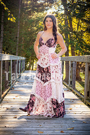 Marah Ariss Byers Homestead Dodge Park 5 - Color - TJP (17 of 58)