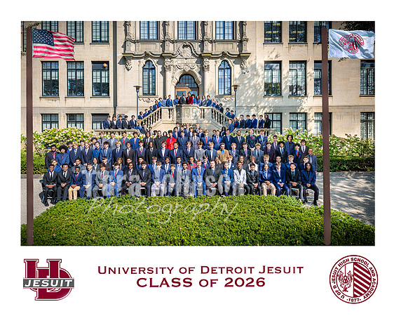 26 U of D Jesuit - Senior Class - Border