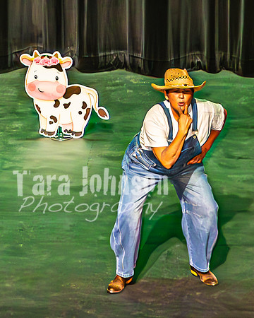2026 Mutts in Motion - Spec & Susette (Farm Life) - TJP (2 of 21)