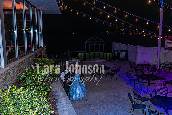2026 U of D Prom - The Courtyard - TJP (34 of 36)
