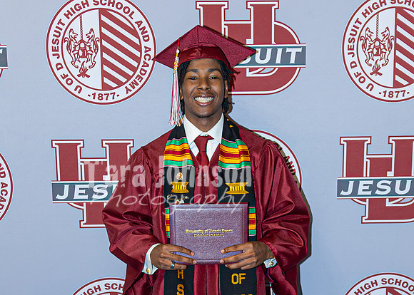 2026 U of D Grad - Angle #1 - Backdrop - TJP (156 of 258)