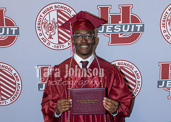 2026 U of D Grad - Angle #1 - Backdrop - TJP (136 of 258)