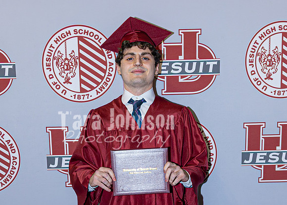 2026 U of D Grad - Angle #1 - Backdrop - TJP (130 of 258)