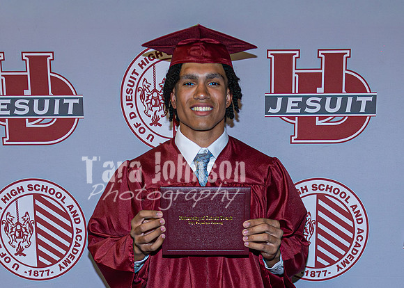 2026 U of D Grad - Angle #1 - Backdrop - TJP (104 of 258)