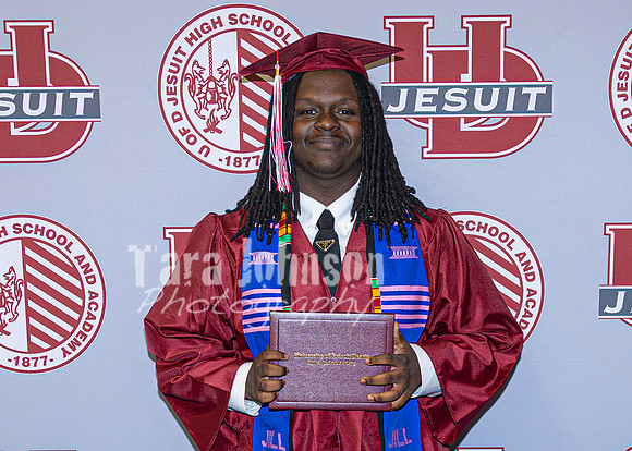 2026 U of D Grad - Angle #1 - Backdrop - TJP (64 of 258)